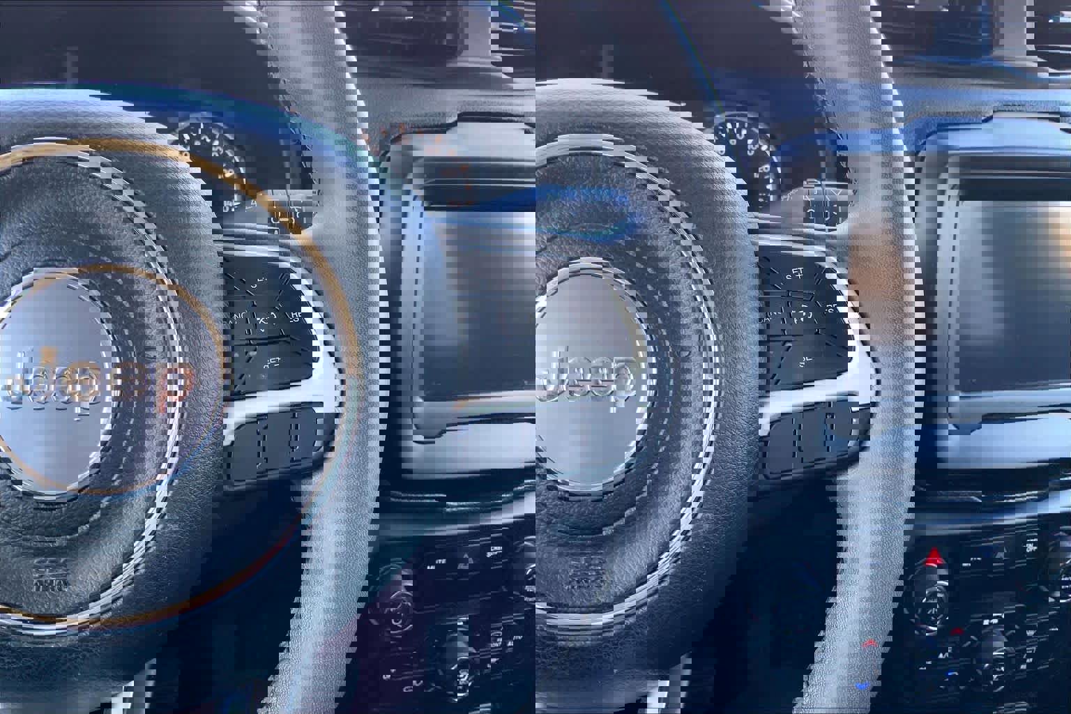 Used 2020 Jeep Renegade Latitude image 25