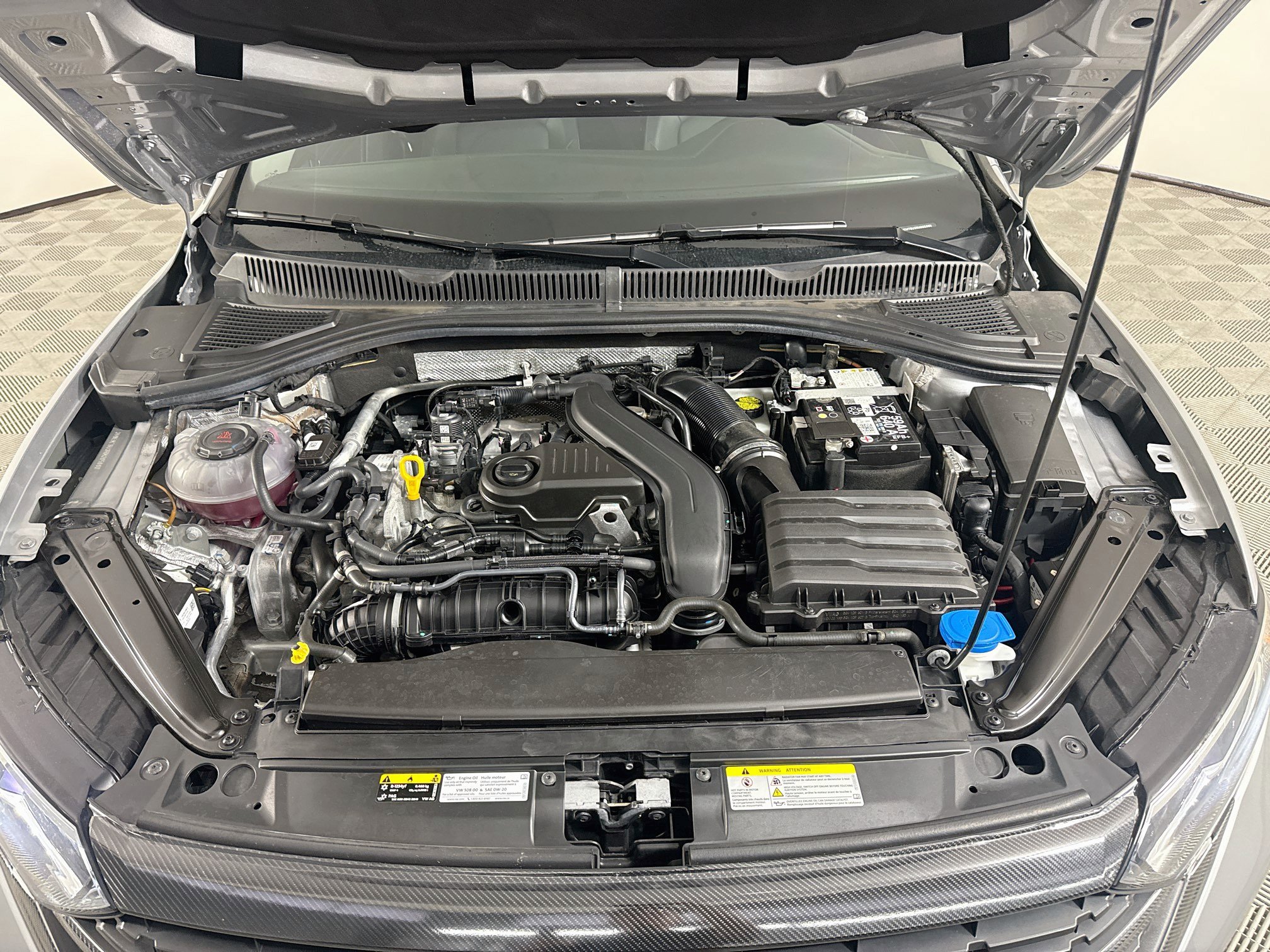 Used 2024 Volkswagen Jetta SE FWD image 39