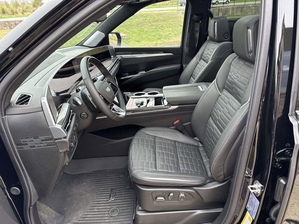 Used 2025 Cadillac Escalade V w/ LPO, Floor Liner Package image 6