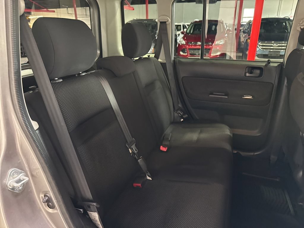 Used 2005 Scion xB FWD image 27