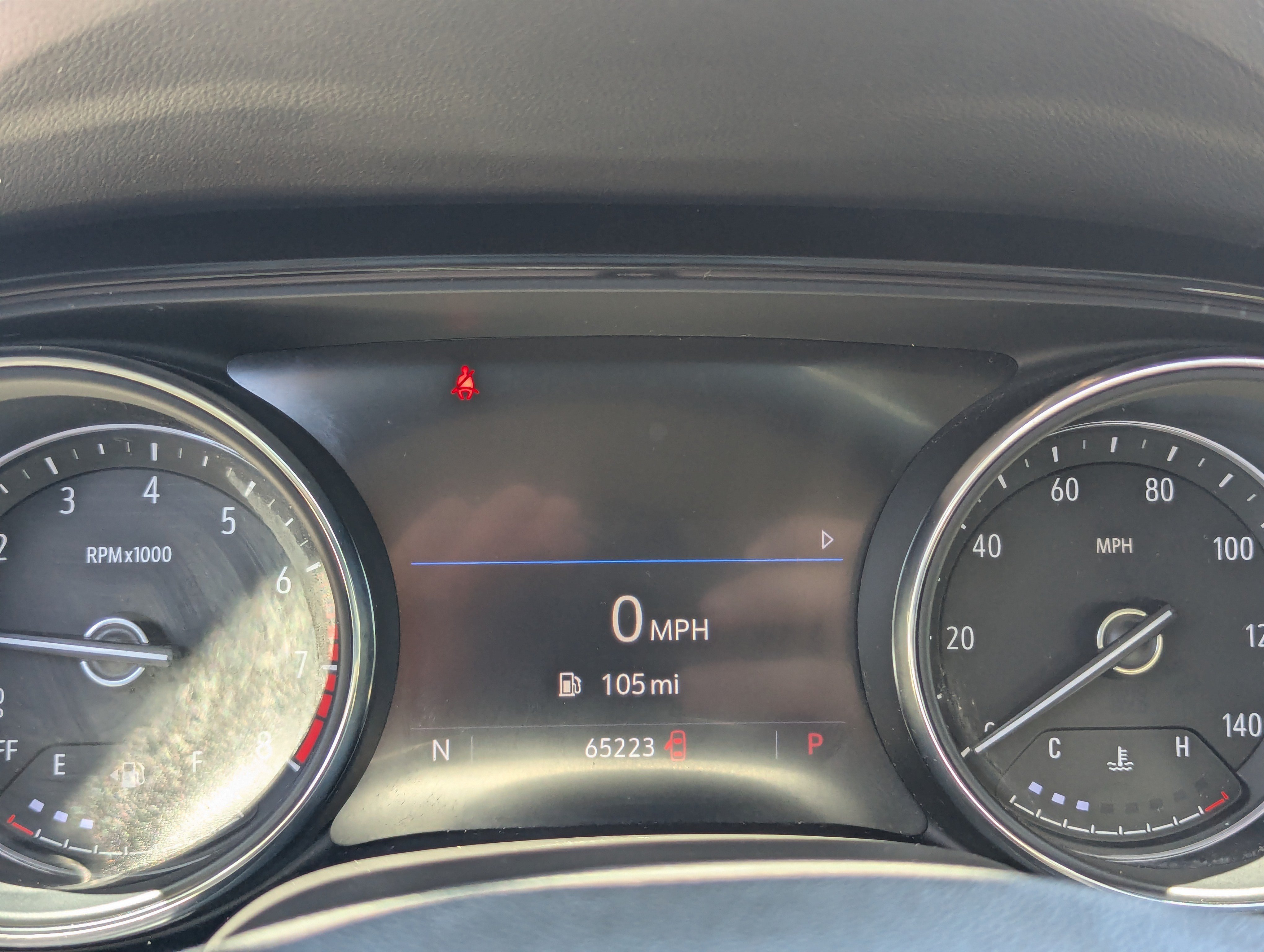 Used 2022 Buick Encore GX Essence w/ Advanced Technology Package FWD image 32