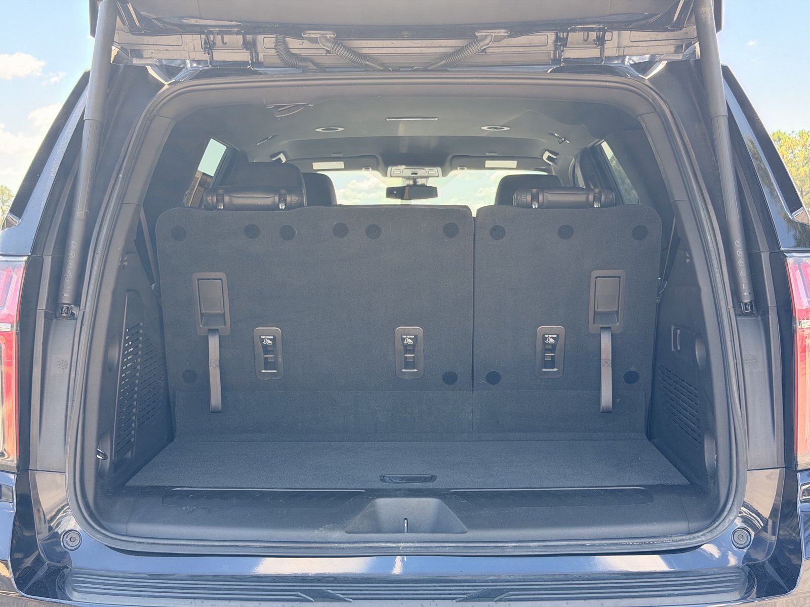 Used 2021 Chevrolet Tahoe LT RWD image 7