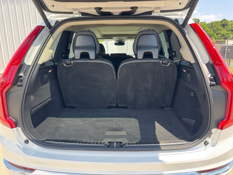 Certified 2025 Volvo XC90 B5 Core AWD/4WD image 15