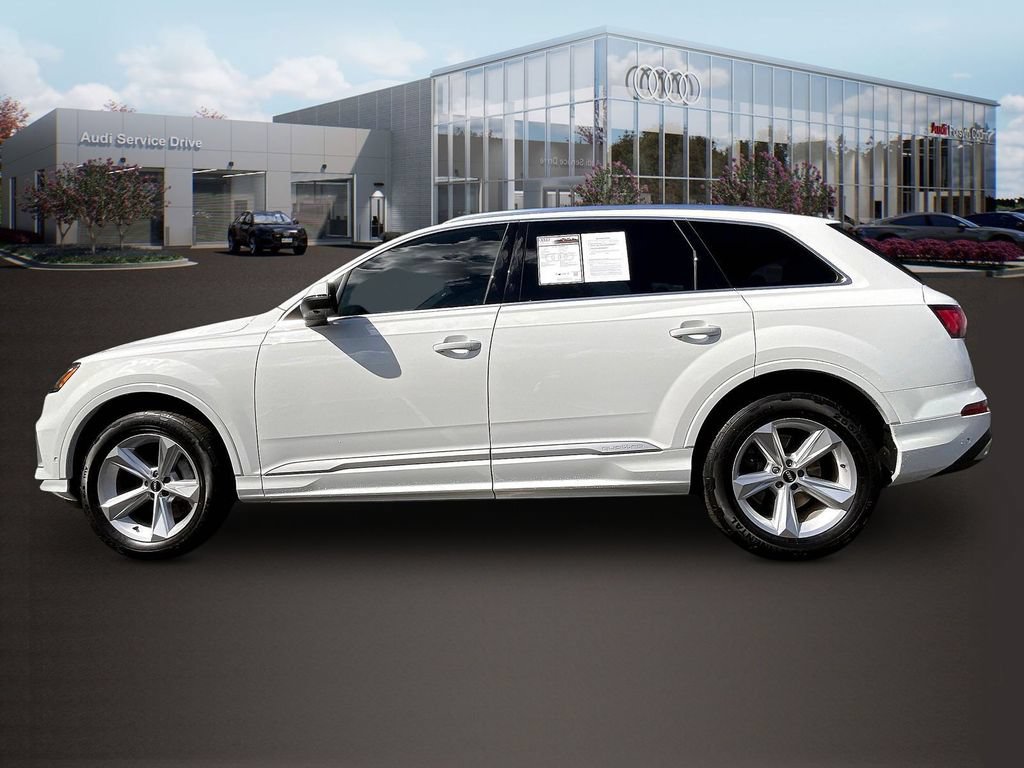 Used 2021 Audi Q7 2.0T Premium w/ Convenience Package AWD/4WD image 4