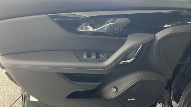 Used 2025 Chevrolet Blazer RS image 35