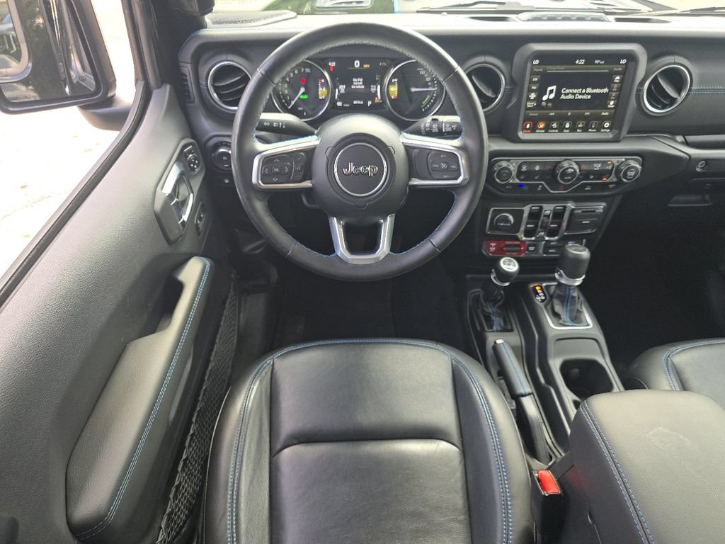 Used 2023 Jeep Wrangler Unlimited Rubicon 4xe w/ Cold Weather Group AWD/4WD image 24