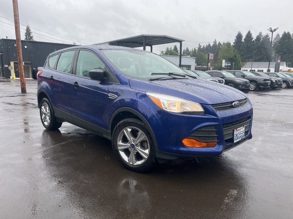 Used 2016 Ford Escape S FWD image 1