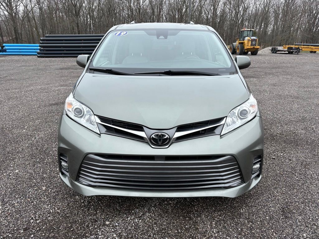 Used 2019 Toyota Sienna XLE FWD image 8