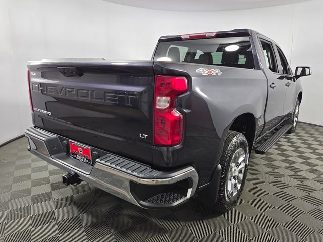Used 2023 Chevrolet Silverado 1500 LT AWD/4WD image 8