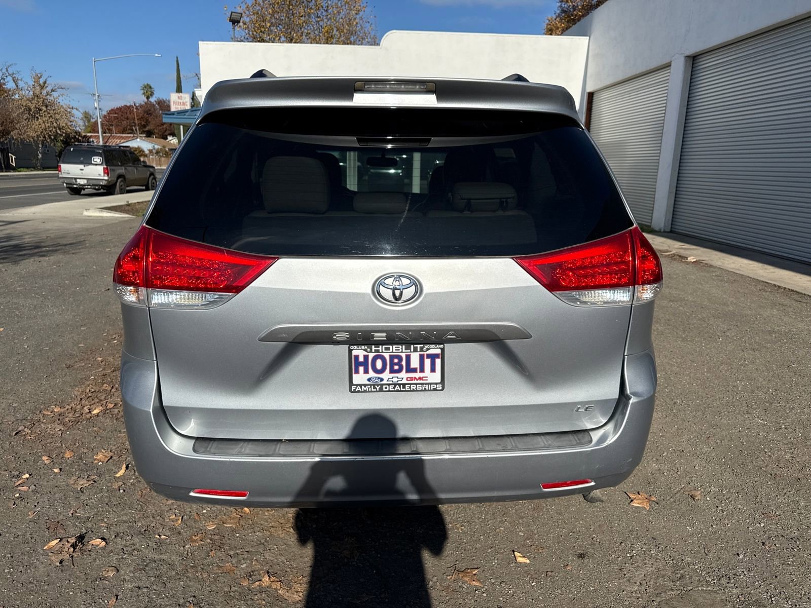 Used 2014 Toyota Sienna LE image 4