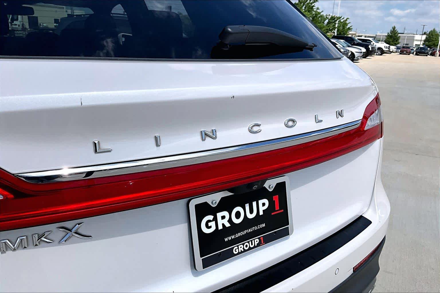 Used 2018 Lincoln MKX Reserve w/ Driver Assistance Package FWD image 10