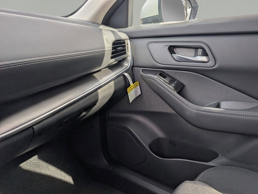 New 2026 Nissan Rogue SV image 29