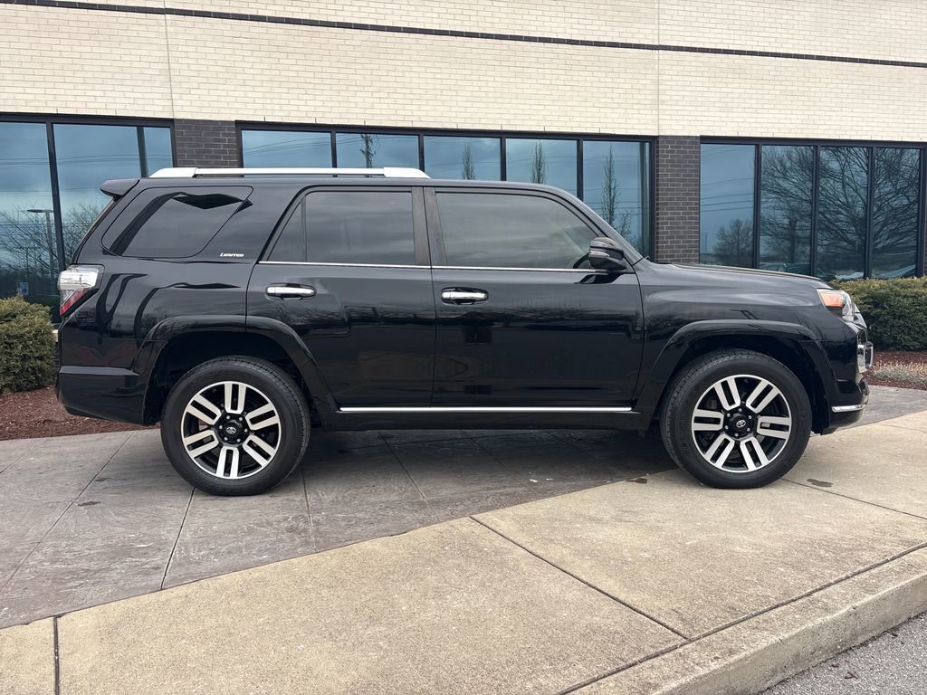 Used 2017 Toyota 4Runner Limited image 2