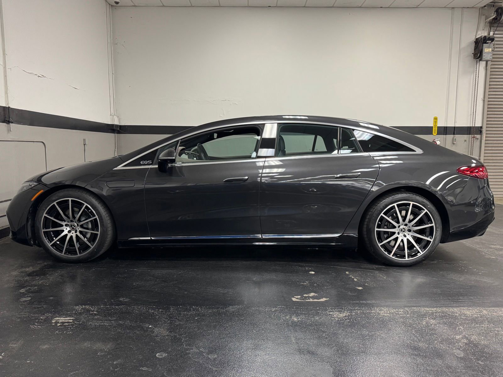 Certified 2023 Mercedes-Benz EQS 580 4MATIC Sedan image 10