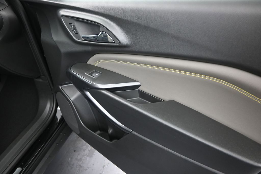New 2026 Chevrolet Trax ACTIV w/ Driver Confidence Package FWD image 20