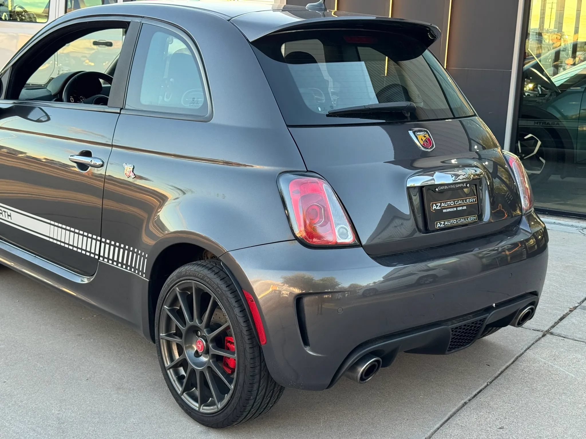 Used 2015 FIAT 500 Abarth w/ Beats Audio Package FWD image 27