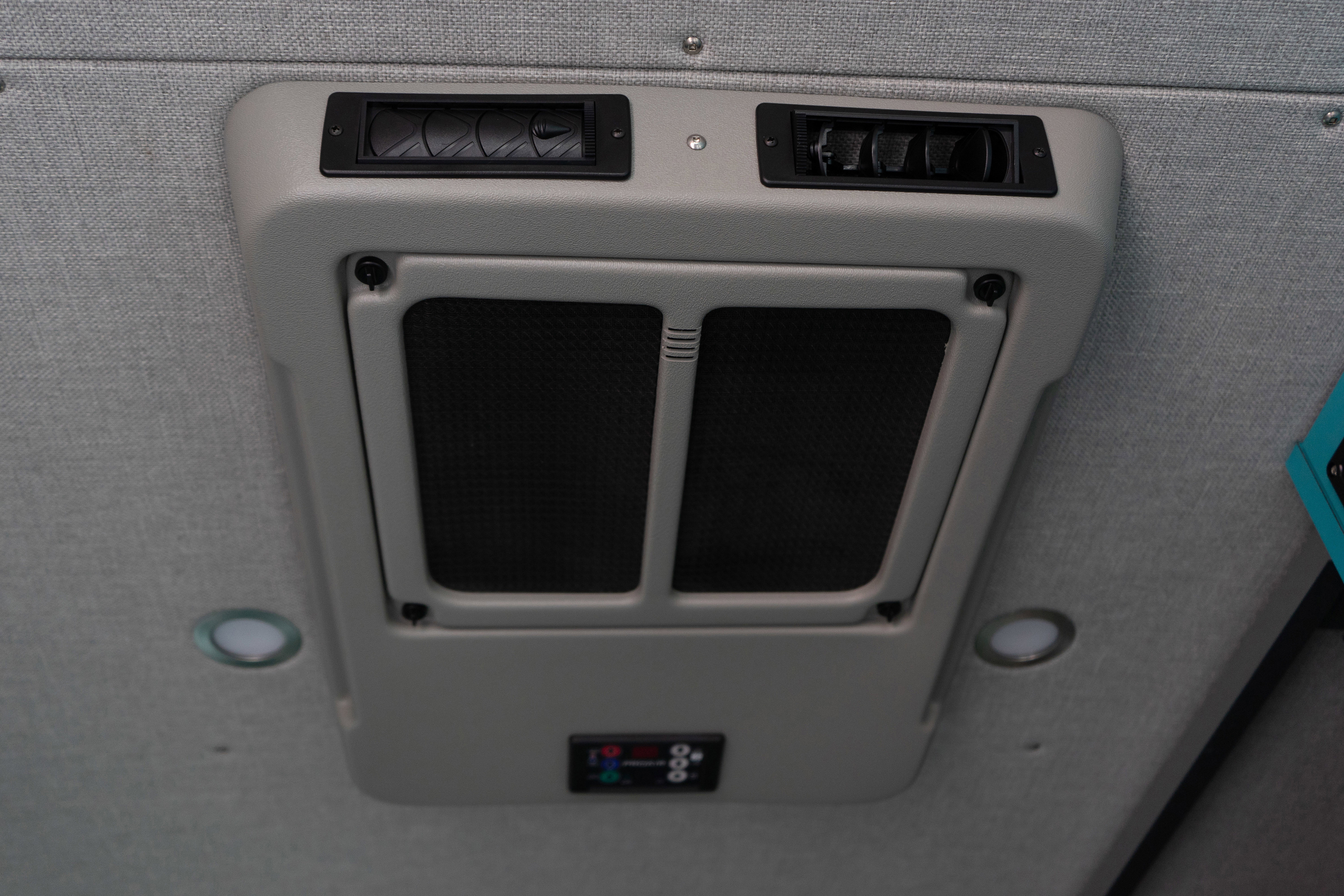 Used 2020 Mercedes-Benz Sprinter 3500 image 71