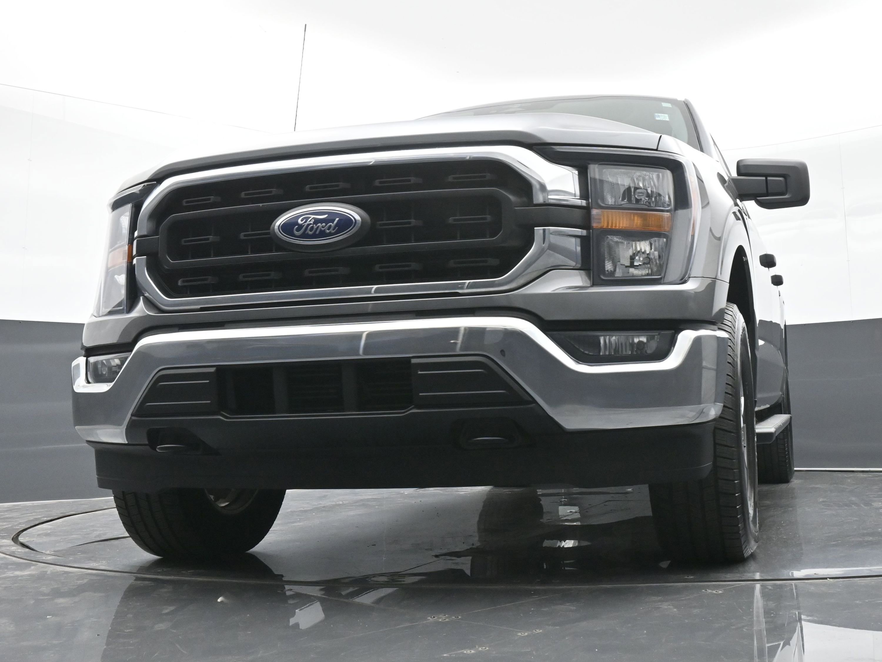Used 2023 Ford F150 XLT image 36