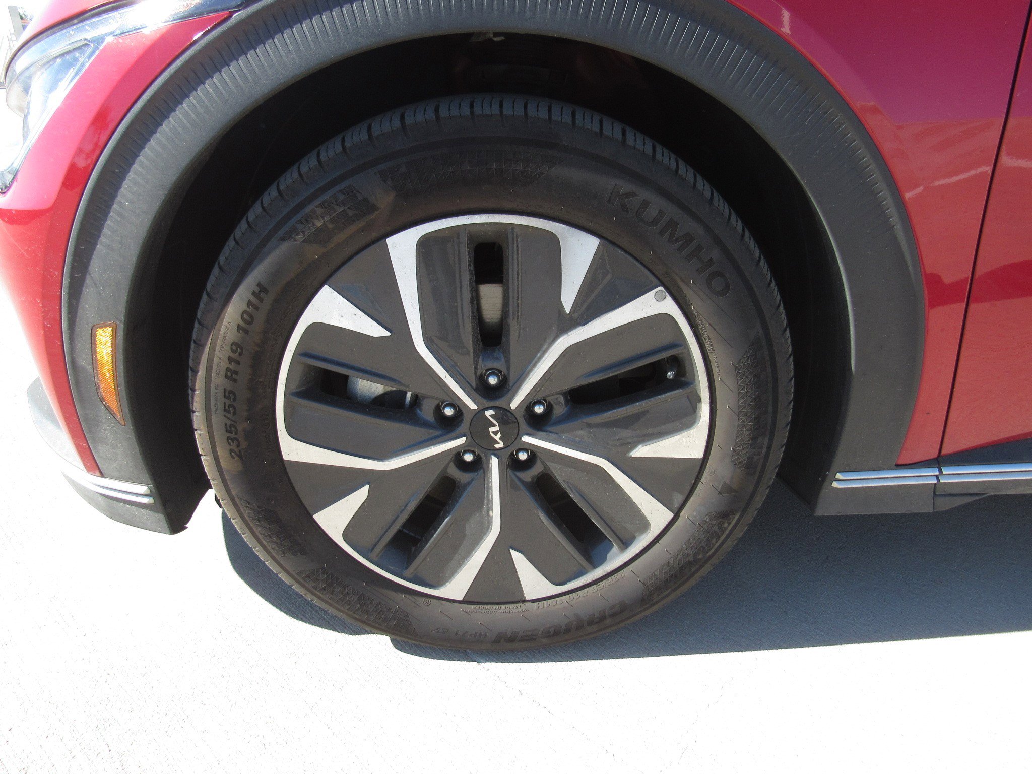 Used 2024 Kia EV6 Light image 4