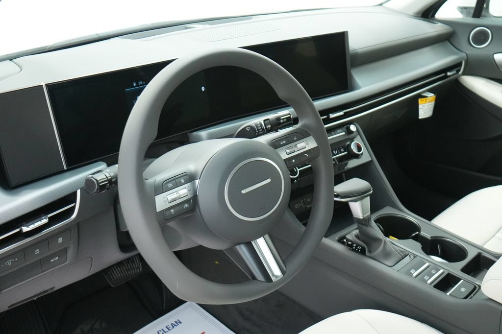 New 2026 Hyundai Sonata SE FWD image 16