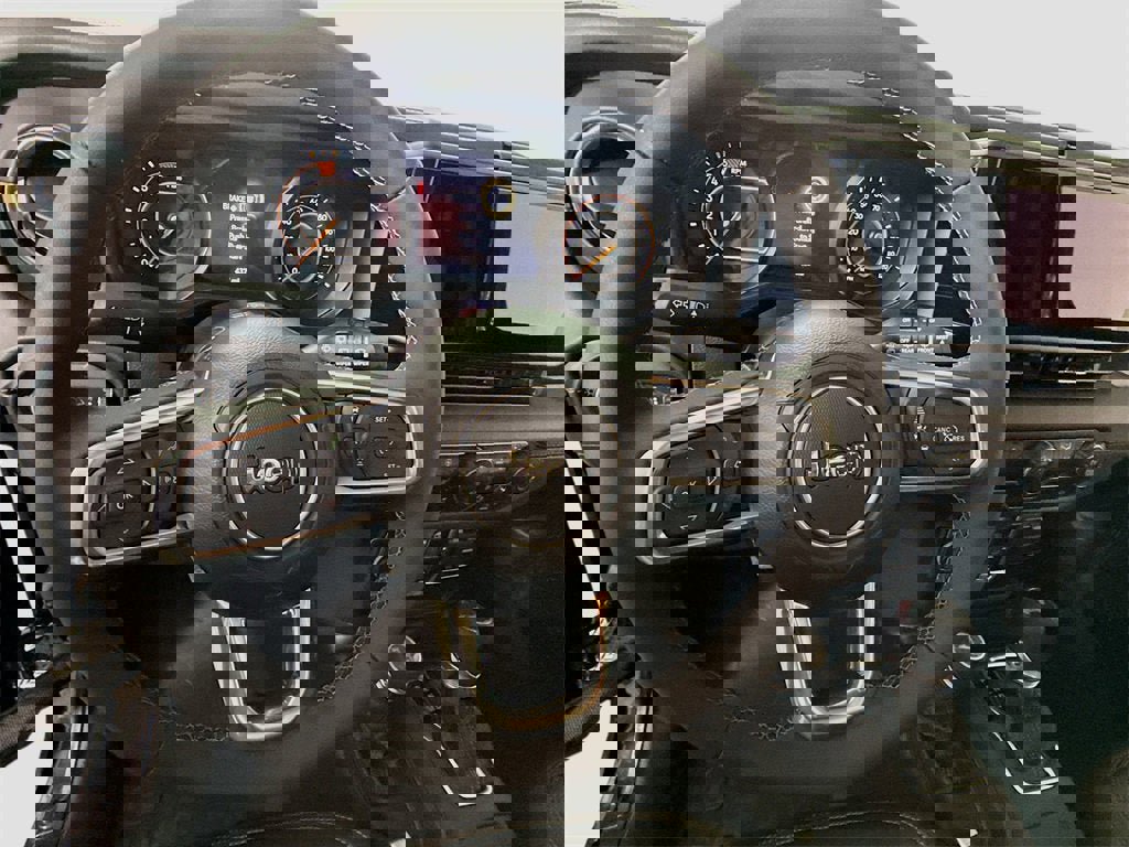 Used 2025 Jeep Wrangler Sahara w/ Safety Group image 5