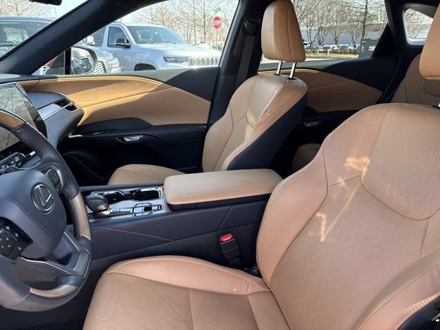 Used 2024 Lexus RX 350 350h Premium Plus w/ Convenience Package image 15