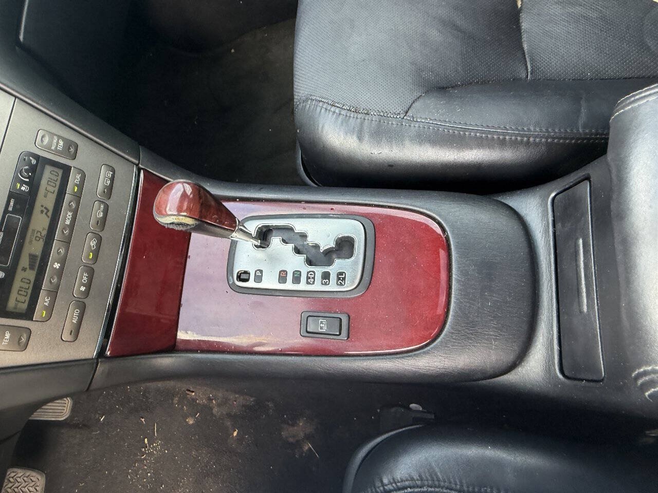 Used 2005 Lexus ES 330 FWD image 14