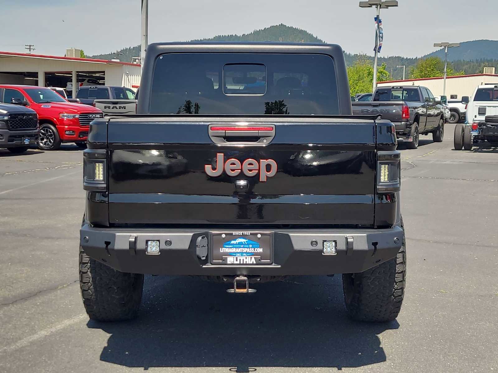 Used 2021 Jeep Gladiator Mojave AWD/4WD image 13