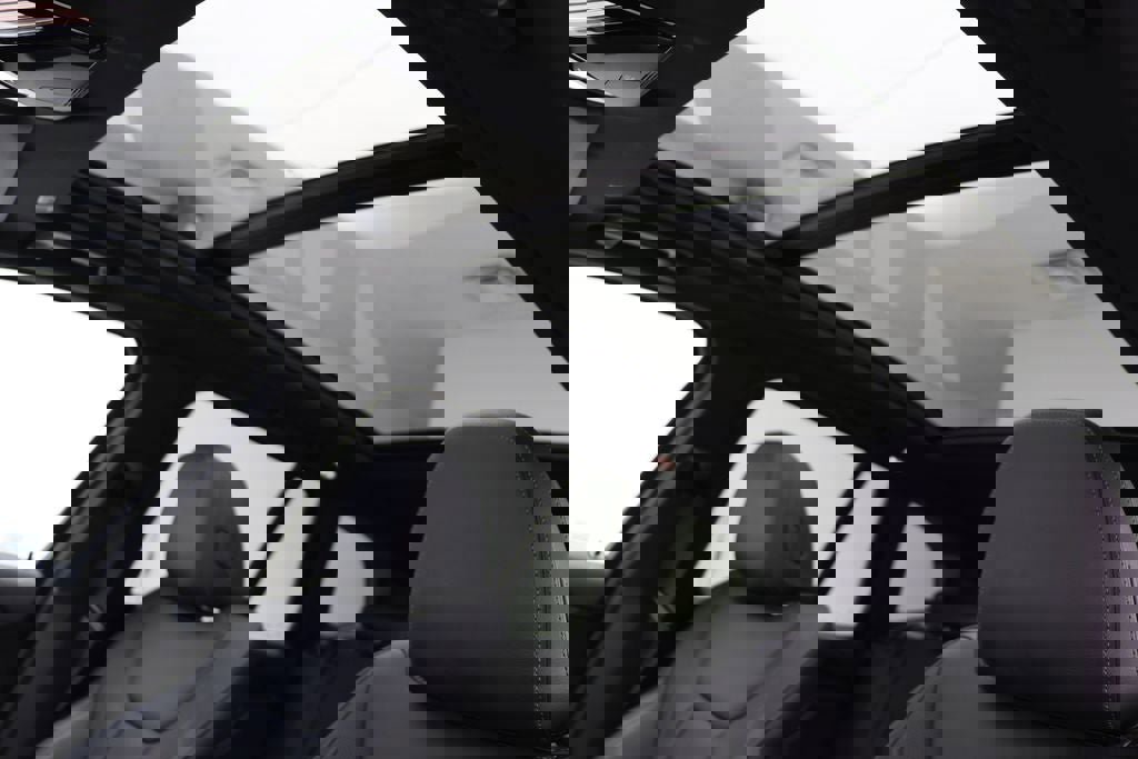 Used 2024 BMW X3 xDrive30i w/ Convenience Package image 17