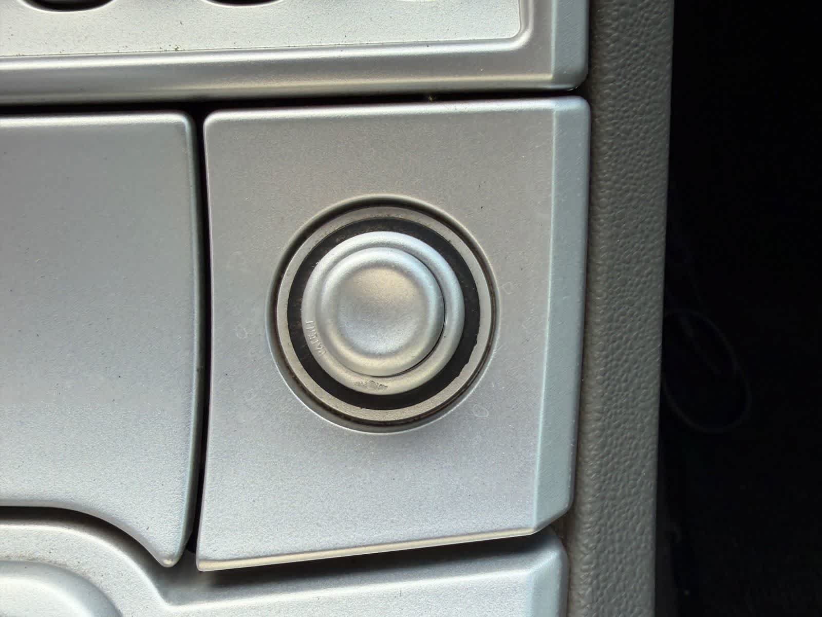 Used 2005 Chrysler Crossfire Limited RWD image 14