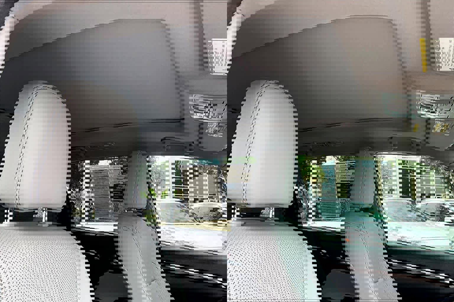 Used 2015 Toyota Highlander Limited Platinum FWD image 14