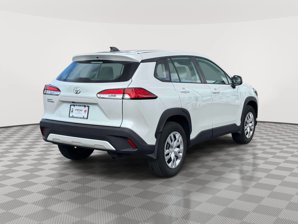 Used 2023 Toyota Corolla Cross L FWD image 7