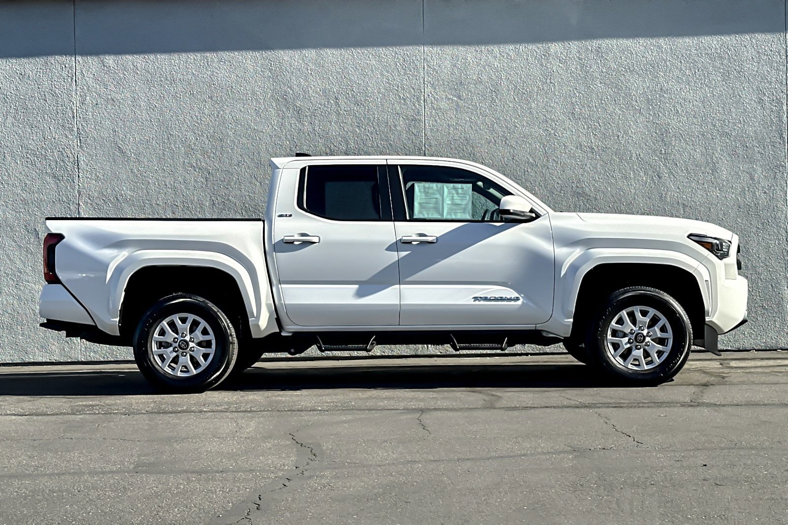 Certified 2025 Toyota Tacoma SR5 image 6