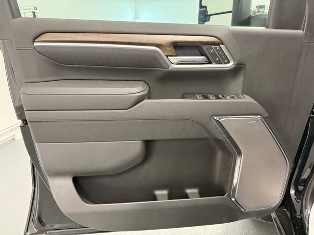 New 2025 Chevrolet Silverado 2500 High Country w/ Z71 Off-Road Package image 13