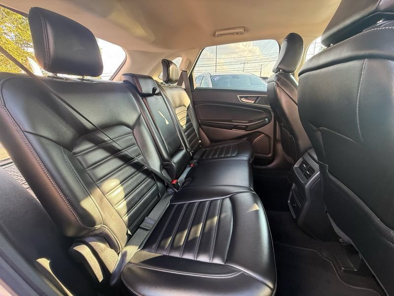 Used 2023 Ford Edge SEL AWD/4WD image 19