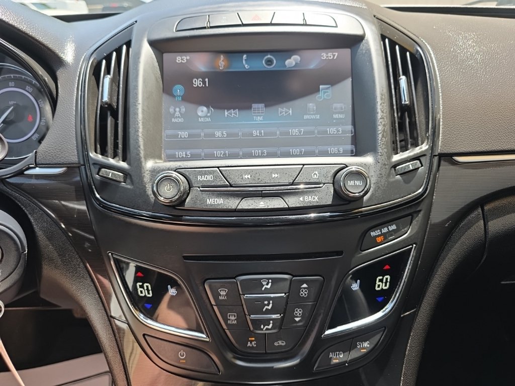 Used 2017 Buick Regal Sport Touring FWD image 18