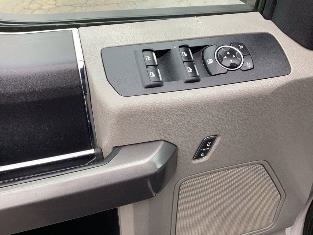 Used 2019 Ford F250 XLT w/ Snow Plow Prep Package image 12