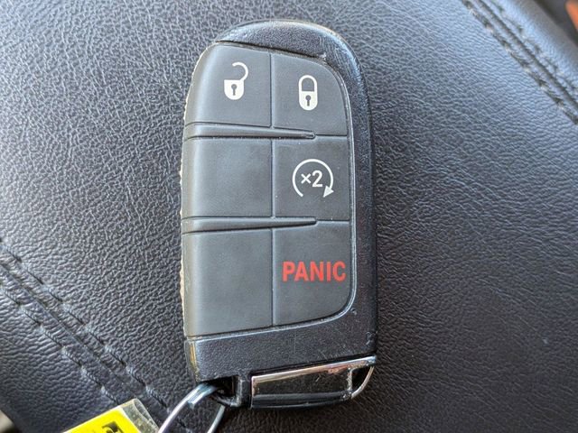 Used 2024 Jeep Compass Limited image 33