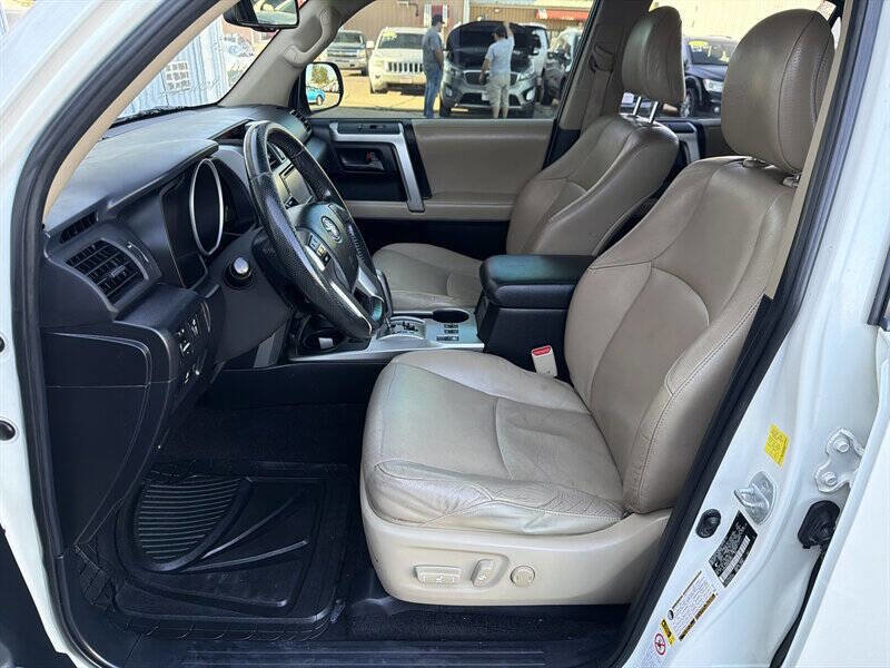 Used 2010 Toyota 4Runner Limited AWD/4WD image 12
