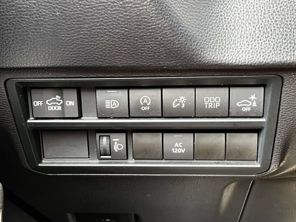 Used 2023 Toyota Tundra SR5 w/ SR5 Premium Package AWD/4WD image 20