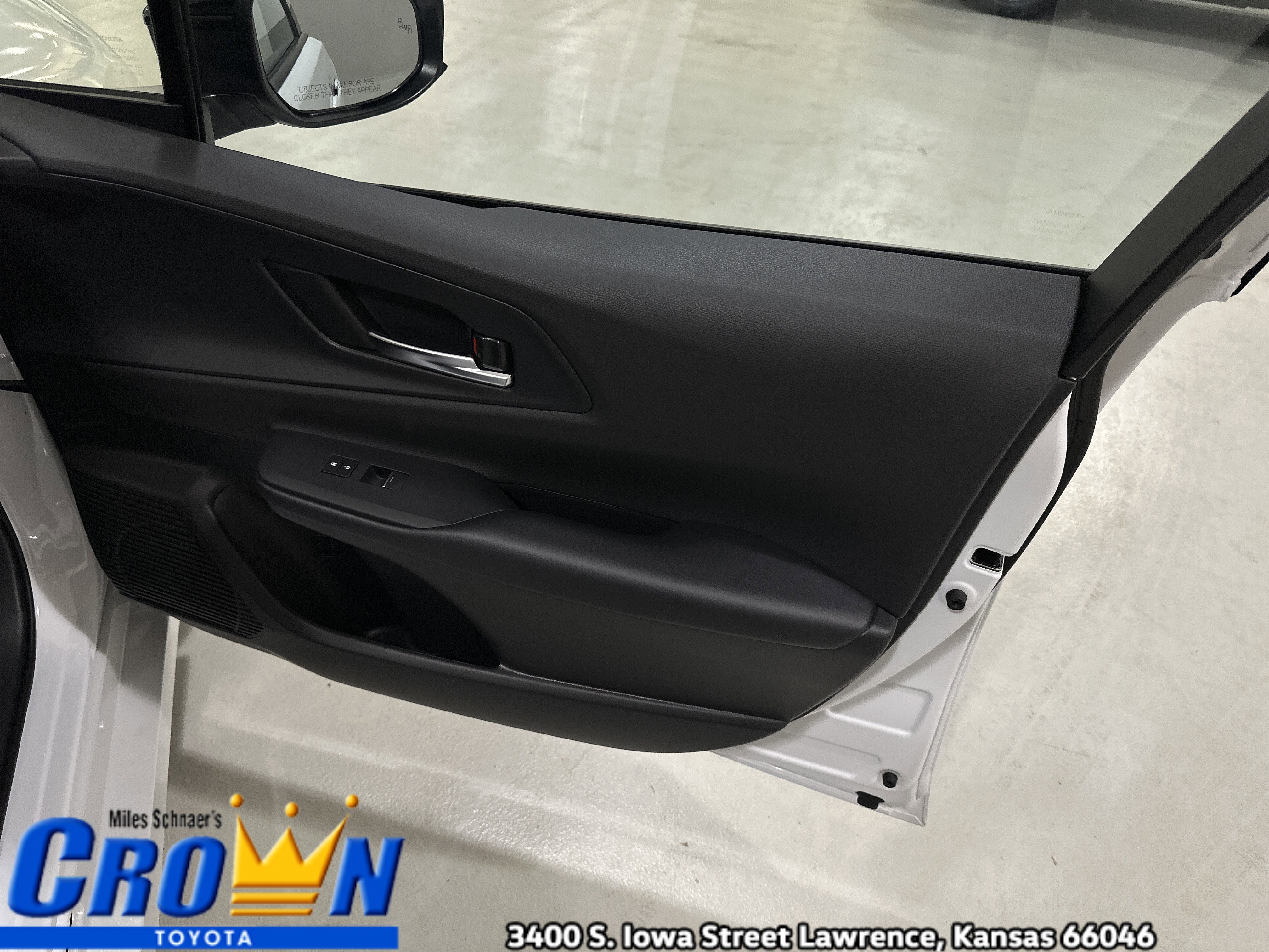 New 2026 Toyota Prius Plug-In Hybrid image 38