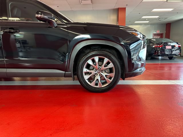Certified 2025 Toyota Grand Highlander AWD image 30