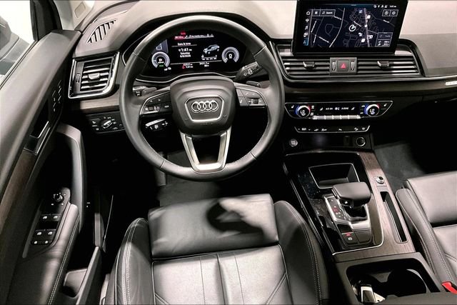 Used 2023 Audi Q5 e Premium Plus w/ Premium Plus Package AWD/4WD image 4