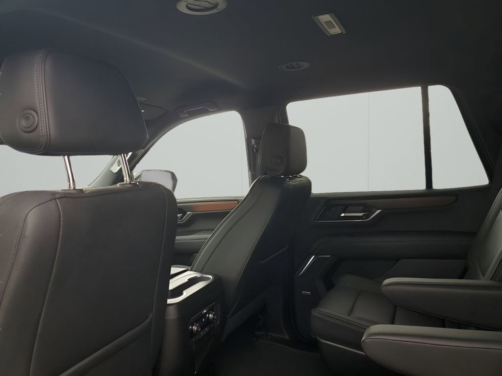Used 2025 GMC Yukon Denali image 18