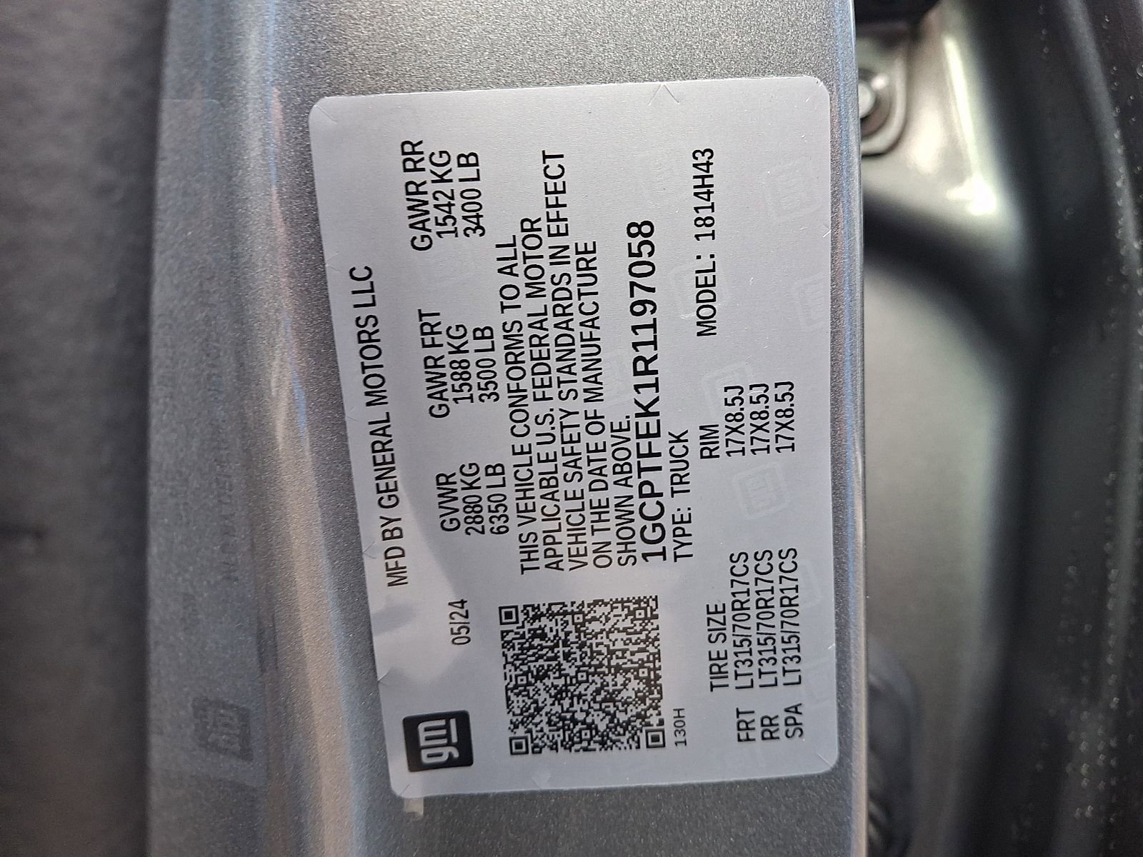 Used 2024 Chevrolet Colorado ZR2 w/ ZR2 Bison Edition image 28