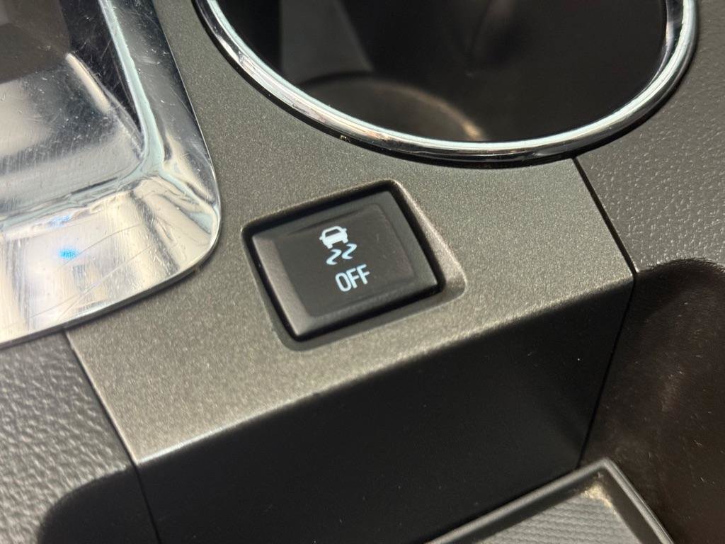 Used 2010 Chevrolet Equinox LT FWD image 27