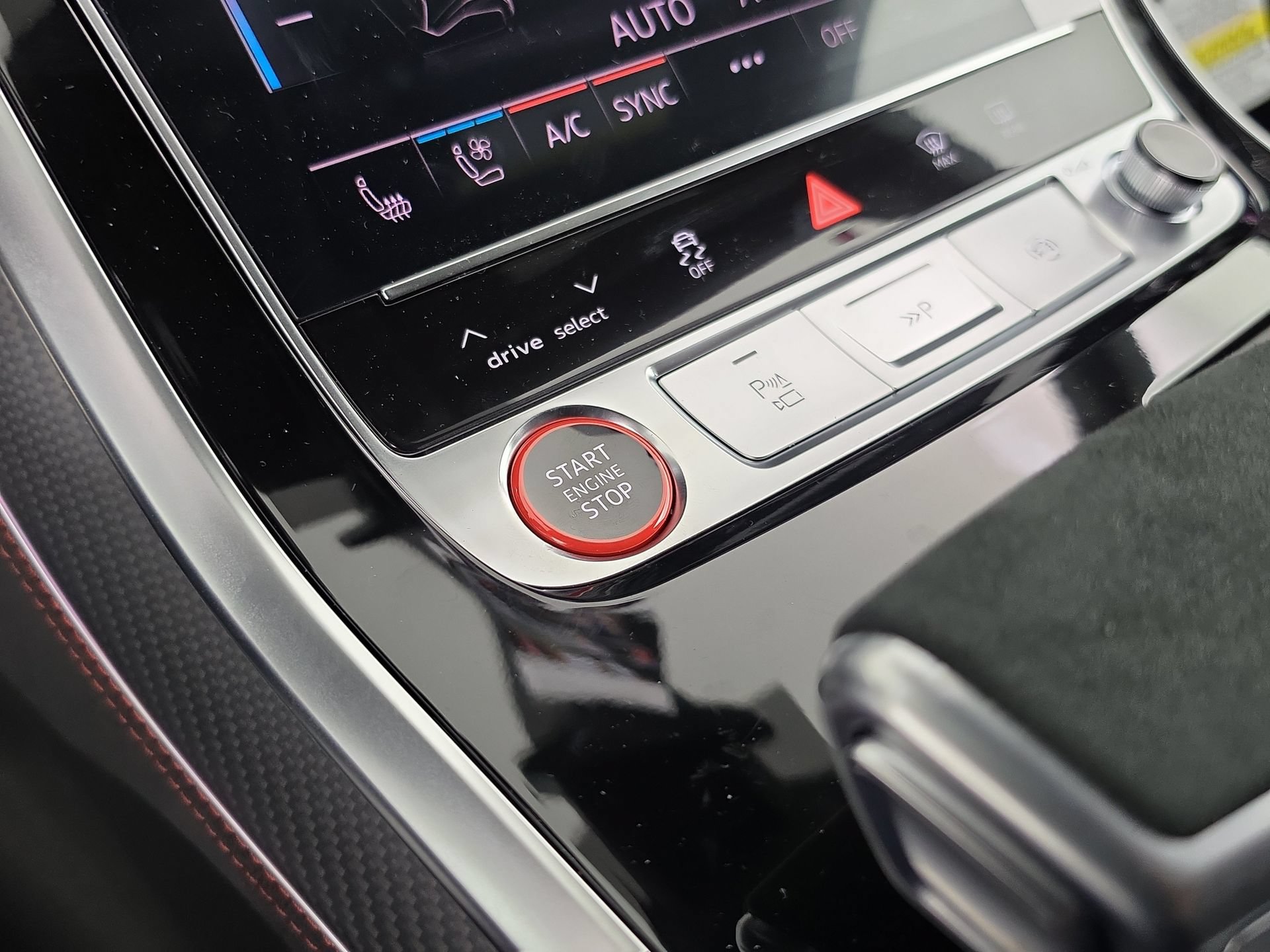 New 2026 Audi RS Q8 performance AWD/4WD image 29