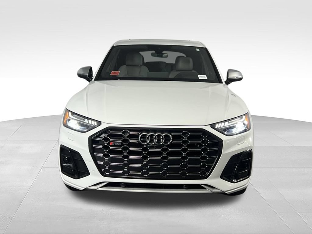 Used 2023 Audi SQ5 Prestige w/ Prestige Package AWD/4WD image 9