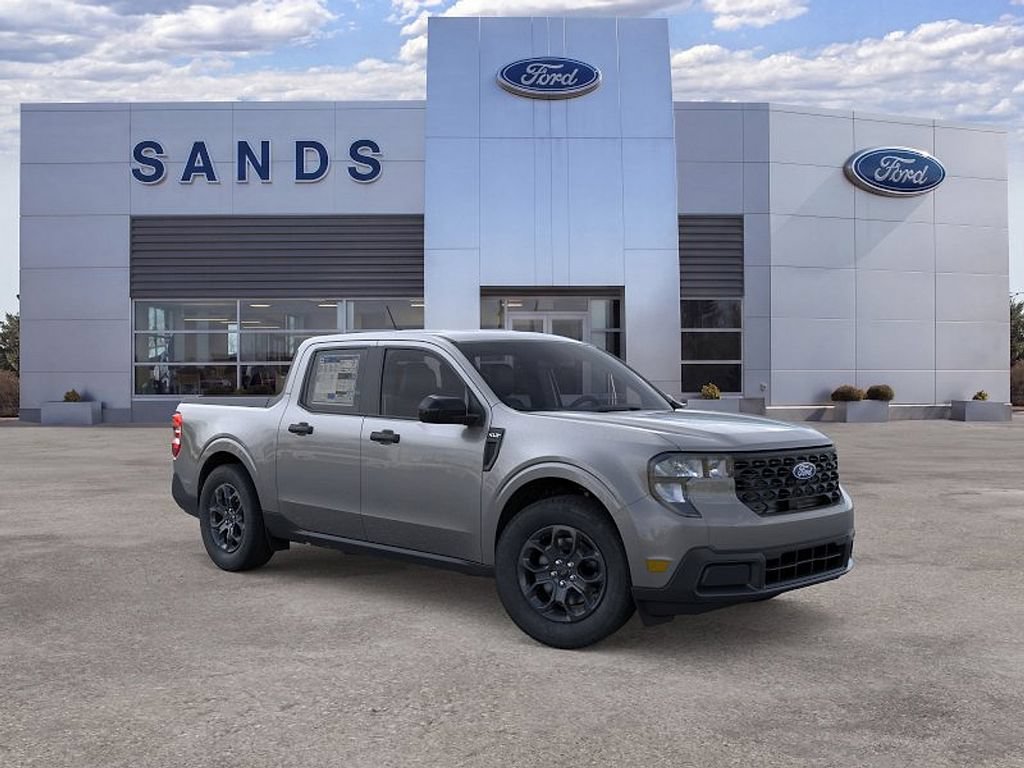 New 2026 Ford Maverick XLT w/ Equipment Group 301A AWD/4WD image 7