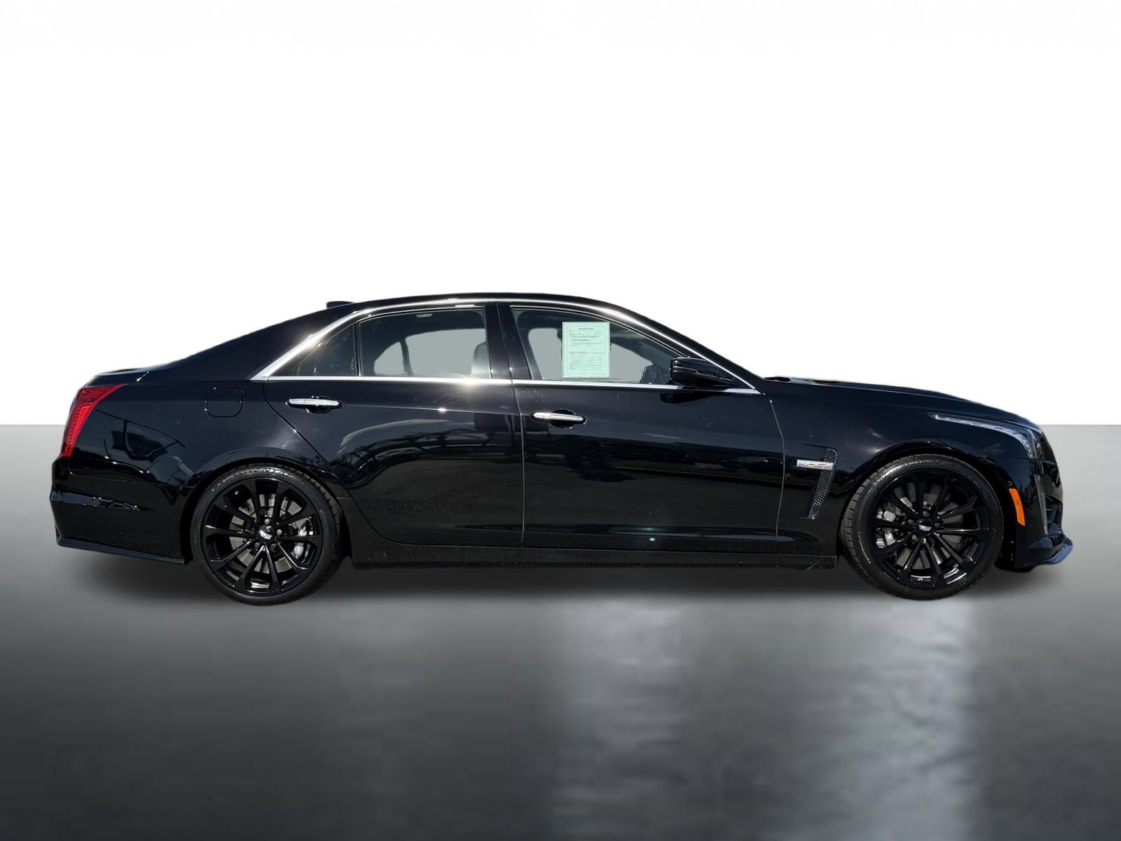 Used 2019 Cadillac CTS V w/ Luxury Package RWD image 9